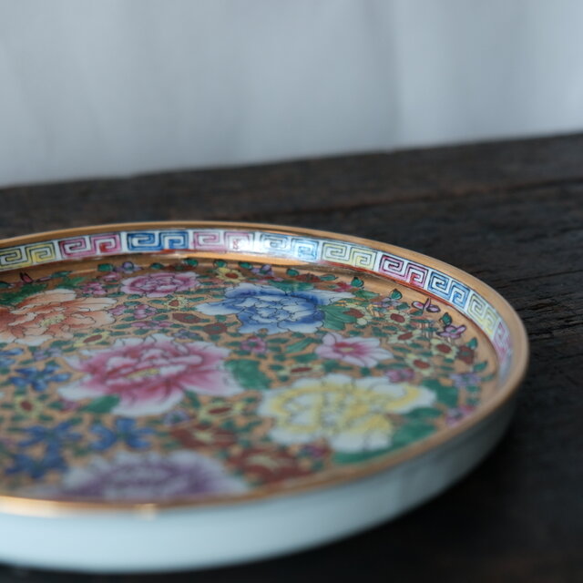 花尽くし◇金でゴージャス。中国廣彩 色絵金彩中皿プレート 器