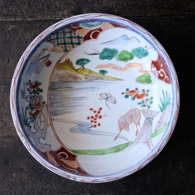 馬と蝶々◆伊万里　花文赤絵金彩八寸鉢　骨董品　antiques 明治期　器　浅型　暮らしに。