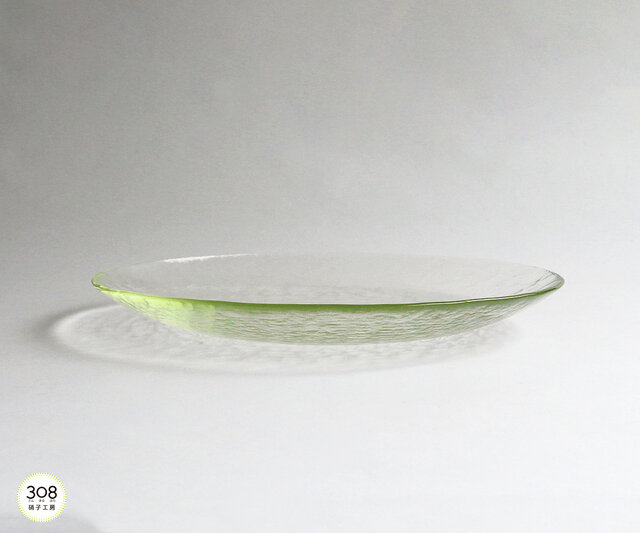 リサイクルガラスの食器 丸皿(φ24cm) | iichi 日々の暮らしを