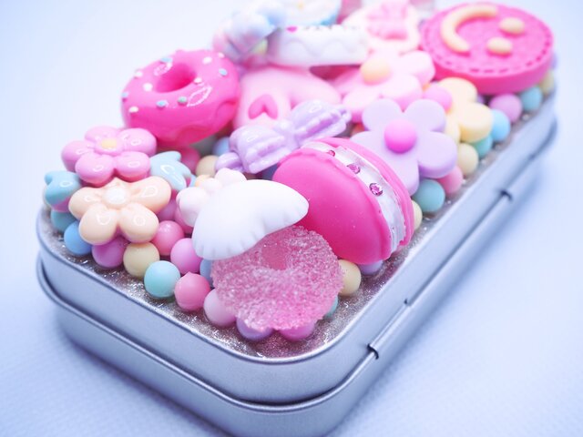 デコレーション 盛り沢山 小物入れ ケース うさぎ いちご ミニチュア L