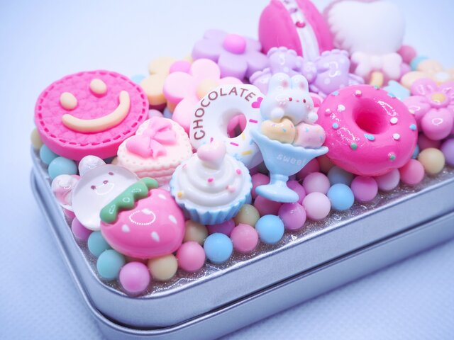 デコレーション 盛り沢山 小物入れ ケース うさぎ いちご ミニチュア L