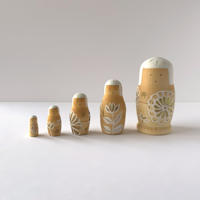 おかっぱマトリョーシカ（白）