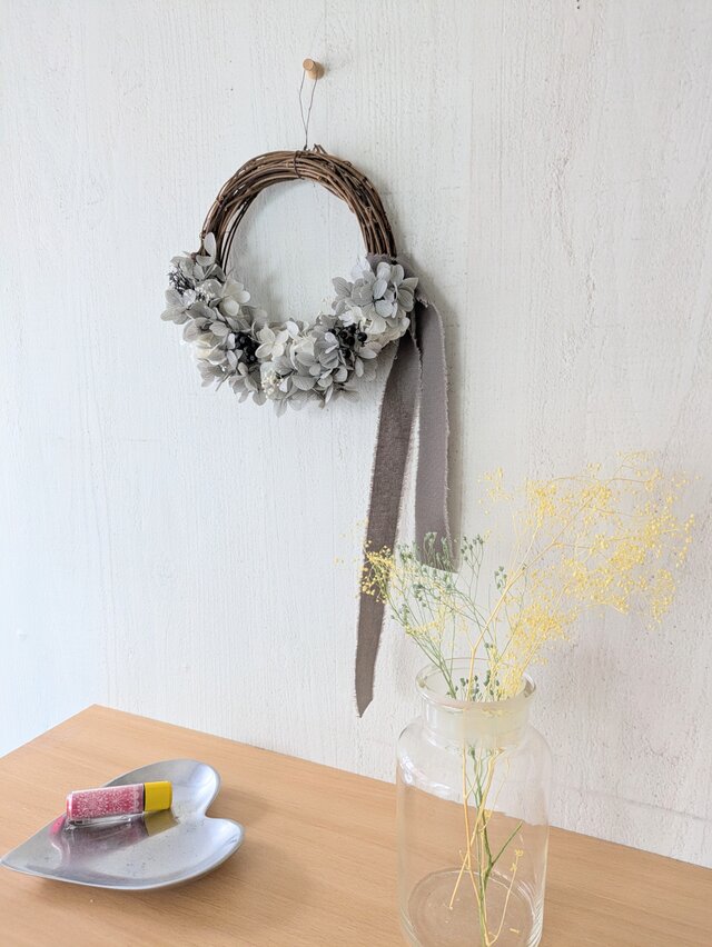 黒パールグレーのハーフリース プリザーブドフラワー | iichi 日々の