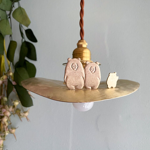 受注制作　山小屋ライト「クマの親子」ランプシェード　真鍮