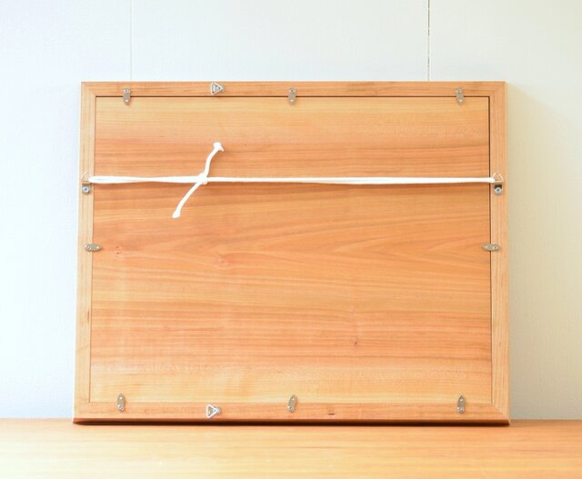 ナラのA4額縁 | iichi 日々の暮らしを心地よくするハンドメイドや