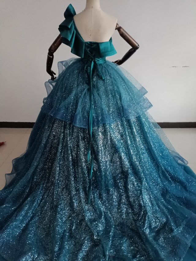 豪華！ブルー Aライン  カラードレス 柔らかく重ねたチュールスカート 花嫁ウェディングドレス