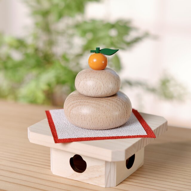 鏡餅 鏡餅 木製 かがみもち 小サイズ 三宝付き 無垢材 門松 お正月 | iichi
