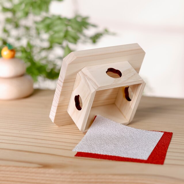 お値下げ！　鏡餅　木製鏡餅　お正月　木製かがみもち　Sサイズ　はーとぼっくす工房 鏡餅 木製 かがみもち 小サイズ 三宝付き 無垢材 門松 お正月 | iichi