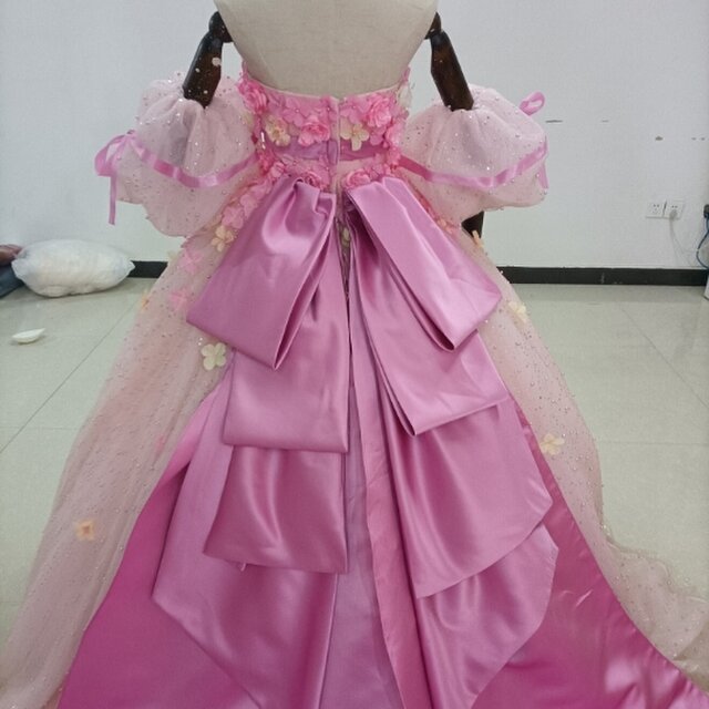 豪華！レインボー カラードレス ラッフルフリル 挙式 トレーン ベアトップ結婚式/披露宴 iichi 日々の暮らしを心地よくする