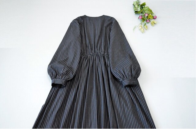 ロング　ワンピース M】Vネックブラックストライプポケット付き大人可愛い長袖ロング