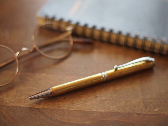ツイスト式ボールペン（真鍮タイプ） | iichi 日々の暮らしを心地よく