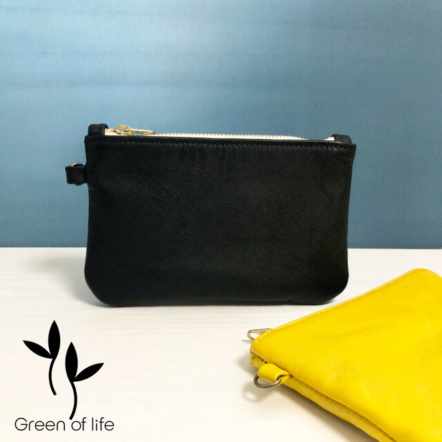 本革の手触り心地いい やわらかポーチ　＊ブラック＊