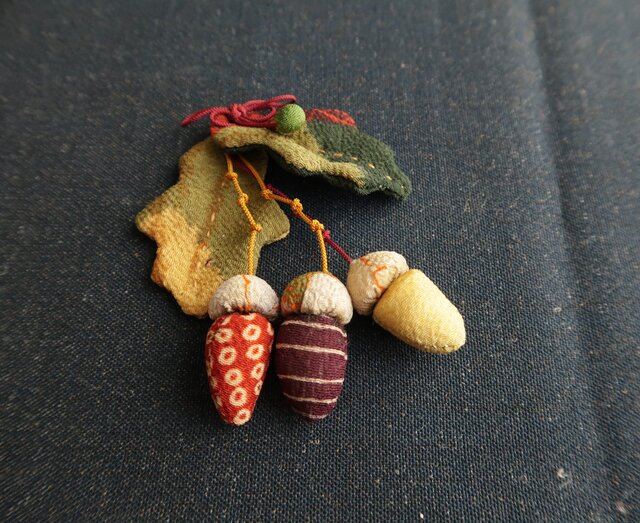 waow ハンドメイド 作家 リス ドングリ 木工 金属 ハンドメイド 作家 リス ドングリ 木工 金属