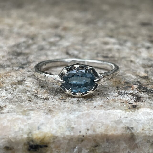 カイヤナイト　オーバルカット　0.7ct　シルバーSV925リング