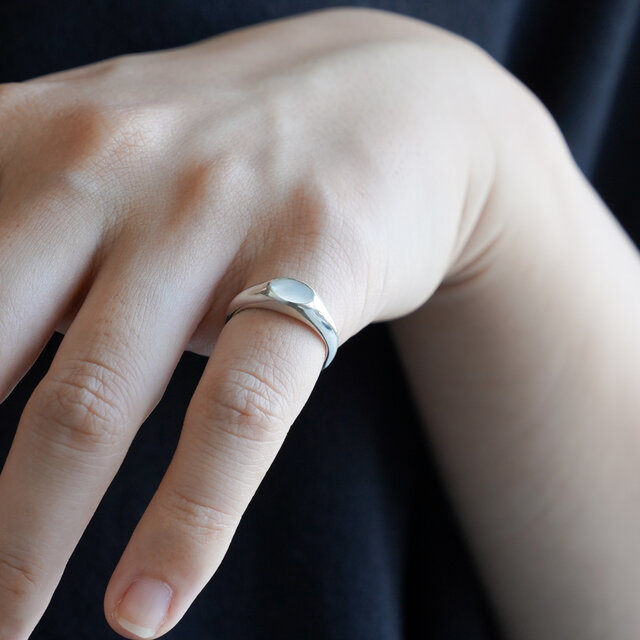 Mother of Pearl Signet RING ‐White‐/ SV925 シグネットリング 