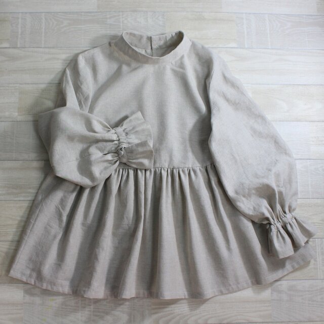 ハーフリネンのインナーブラウス