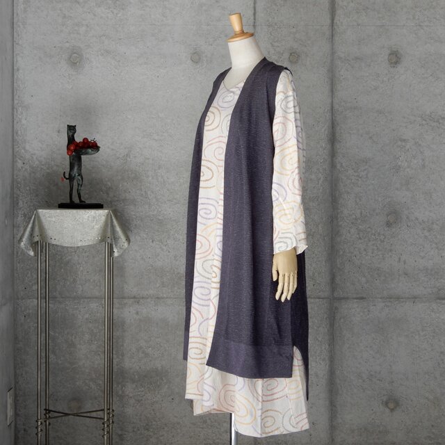 着物リメイク 　紬のワンピース/フリーサイズ　 絞りの渦巻き模様　kimono