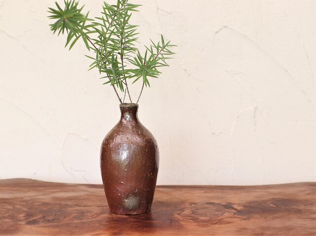 瓢箪形備前焼花瓶 備前焼 花入 h2-111 | iichi 日々の暮らしを心地よくする