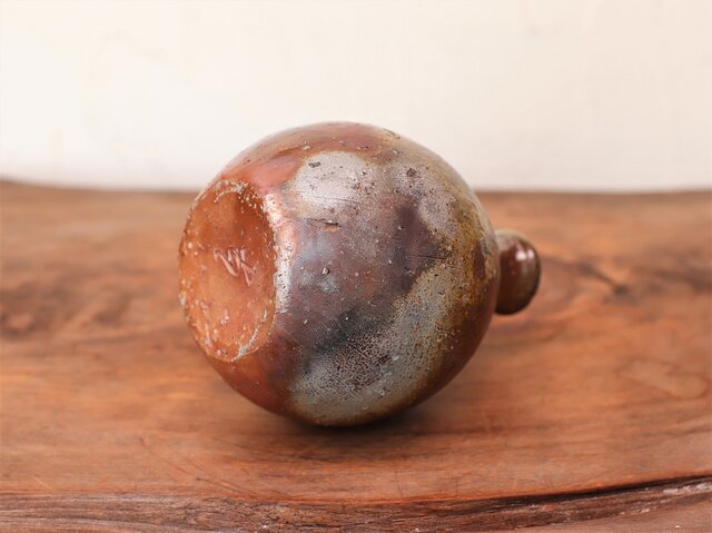 備前焼 花入 h2-114 | iichi 日々の暮らしを心地よくする