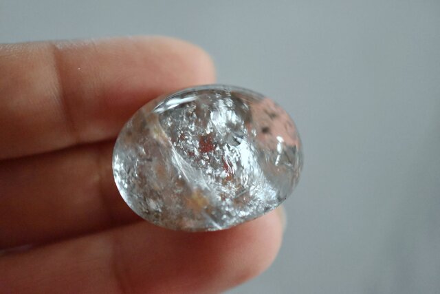 虹と貫入☆ホワイトガーデンクォーツs971 | iichi 日々の暮らしを