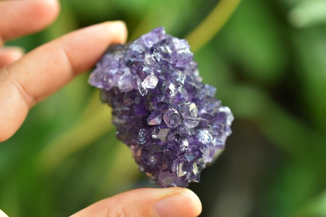 小さな流星☆アメジスト原石s976 | iichi 日々の暮らしを