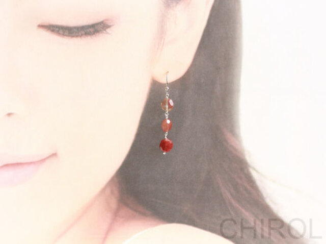 アンデシンピアス R924 アンデシンピアス R924