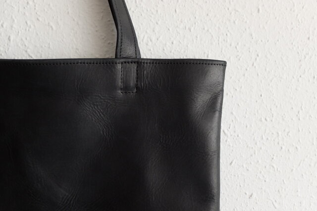new】レザートートバッグ black ＜M＞ | iichi 日々の暮らしを心地よく