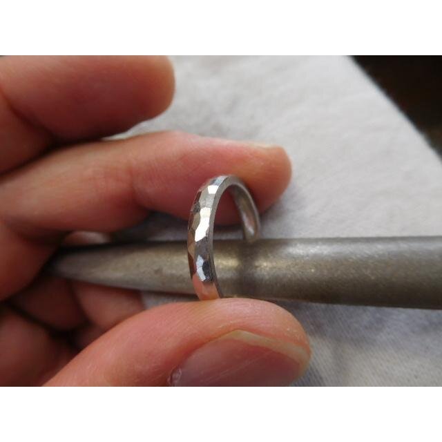 プラチナ999 プラチナ1000 結婚指輪【鍛造】槌目 甲丸リング 3mm 薄い