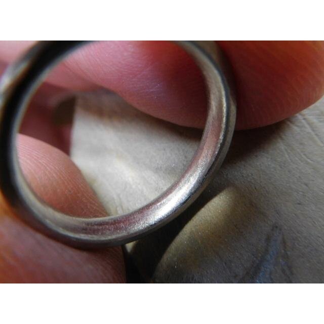 結婚指輪 手作り プラチナ 【鍛造×pt900】幅3mm v字 デザイン 槌目 