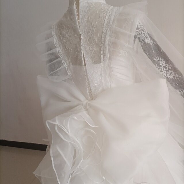 上品！フランス風ウエディングドレス ホワイト 上品透け袖 柔らかく重ねたチュールスカート 花嫁/ウェディングドレス/結婚式