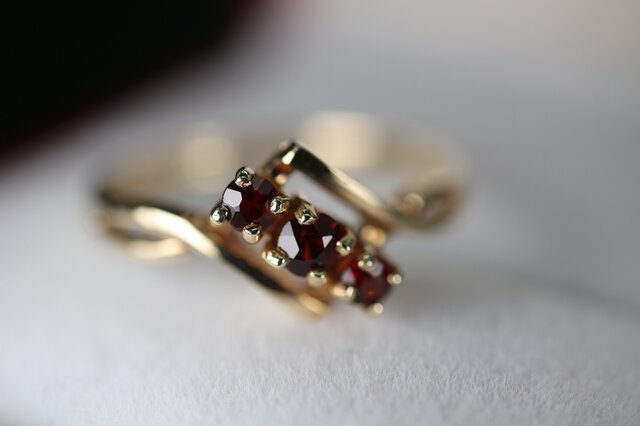 傑作 ゴールド 英国 1985年 ガーネット ビンテージ ヴィンテージ 指輪