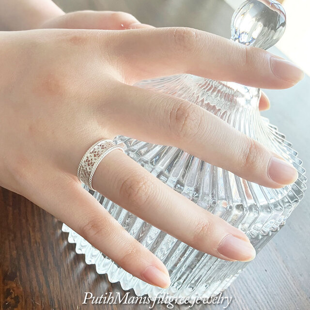 美品 シルバー silver 煙草入 小物入 銀細工 メッシュ 約132g 美品 シルバー silver 煙草入 小物入 銀細工 メッシュ 約132g