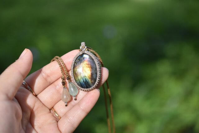 黄金マルチカラー☆ラブラドライト マクラメネックレス1237