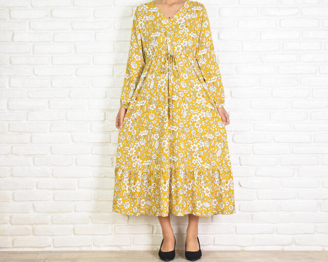 新品　トッカバンビーニ　ワンピース　ドレス　イエロー　花柄　130　3630 新品 トッカバンビーニ ワンピース ドレス イエロー 花柄 130 3630