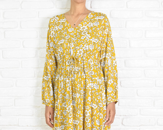 花柄Vネック長袖ワンピース マスタードイエロー | iichi 日々の暮らし
