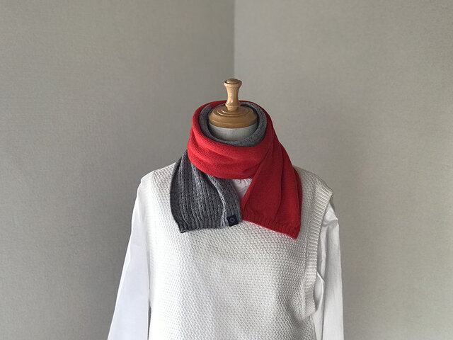 しとふわ カシミヤシルクのBi-colorメッシュ筒マフラー レッド/グレー