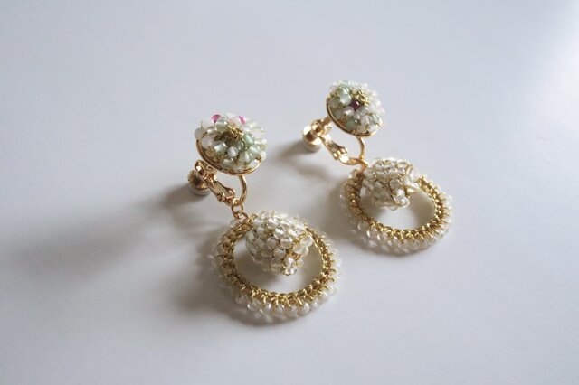 new☞パール揺れる　シンプルゴールドピアス