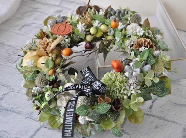 シックな森のリース ハロウィンリボンをそえて：ハロウィン パンプキン