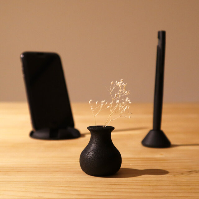 SMALL VASE -STONE TASTE- BLACK 一輪挿し 小型花瓶 | iichi 日々の 