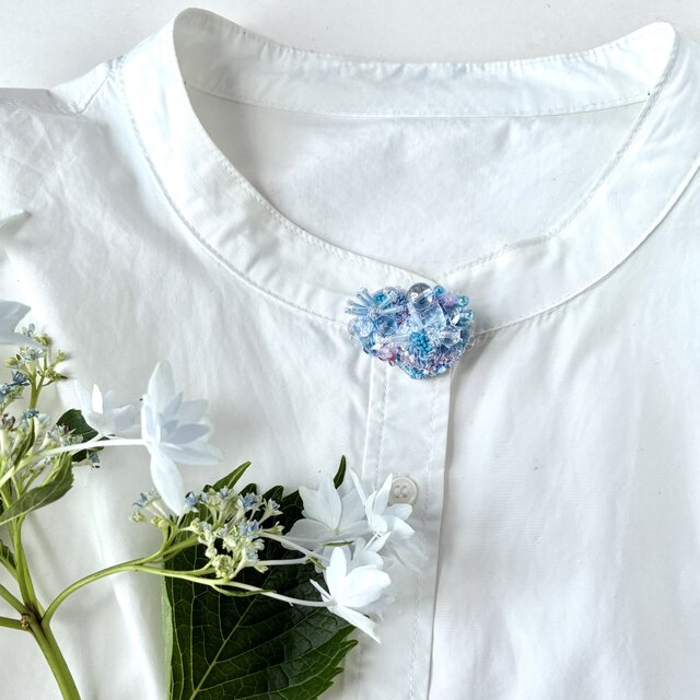 "ningyo no wasuremono" 人魚のわすれもの　刺繍ブローチ"　