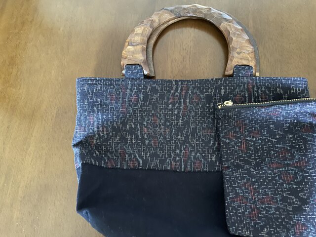 M156 バッグ３点まとめて売り　絣2点　大島1点　古布リメイク M156 バッグ3点まとめて売り 絣2点 大島1点 古布リメイク