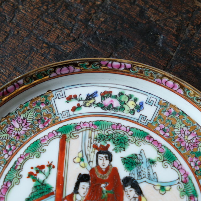 チャイナレトロで可愛い◇花と鳥と皇女。中国産 色絵金彩中皿プレート