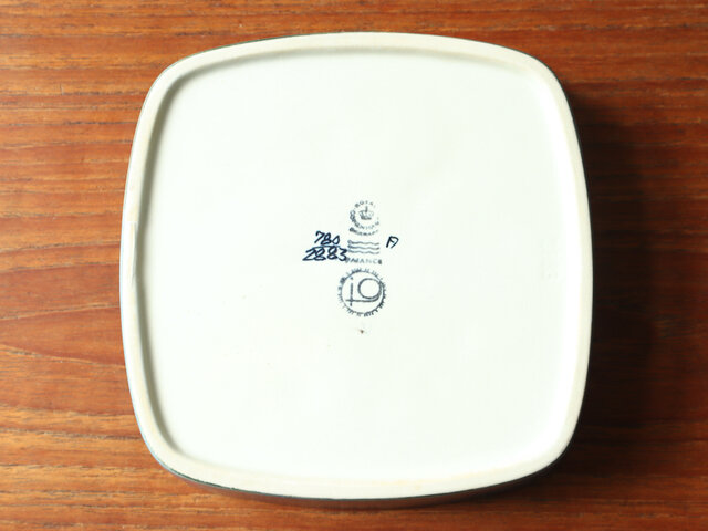 ロイヤルコペンハーゲン　スクエアプレート ロイヤルコペンハーゲン スクエアプレート M〈ブルー×フラワー