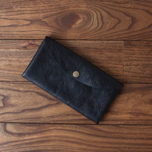 日本製牛革のポーチ　／　ブラック