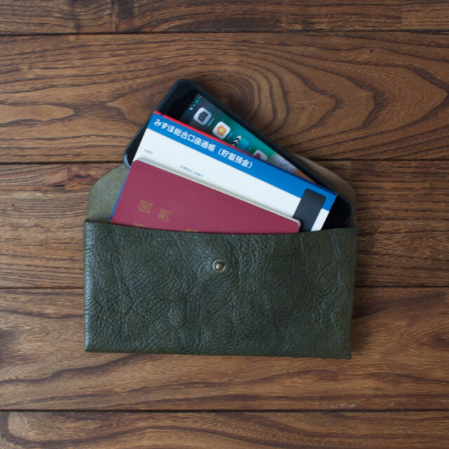 日本製牛革のポーチ　／　グリーン