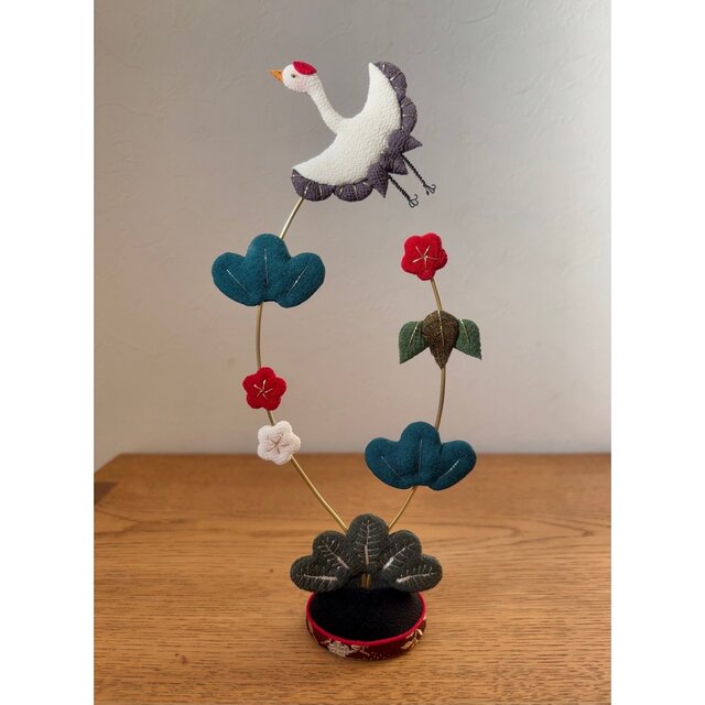 正月飾り【鶴松竹梅】正絹 置物 季節の飾り 立体押し絵 正絹縮緬