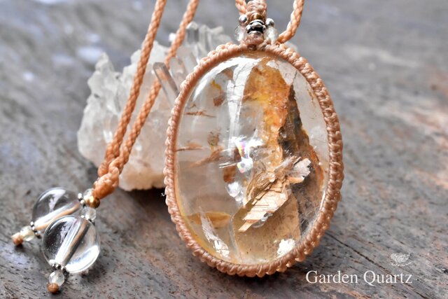虹入り大粒☆クォーツイン☆ガーデンクォーツ マクラメネックレス1263