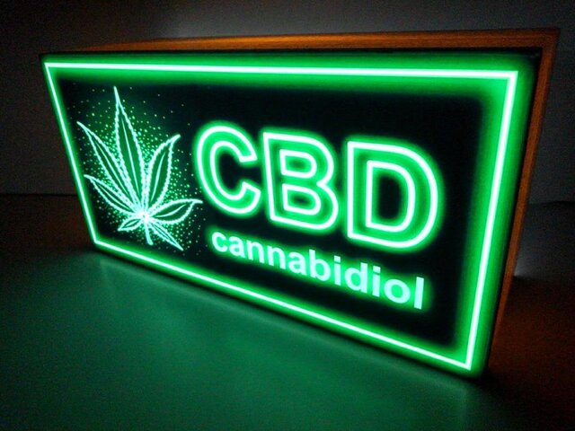 Lサイズ】大麻 CBD オイル 医療 ガンジャ マリファナ 酒 クラブ ランプ