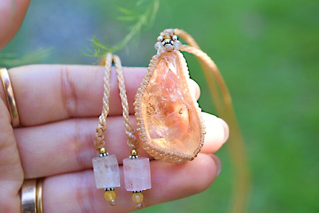 艶やかな黄金☆シトリン原石 マクラメネックレス1277 | iichi 日々の