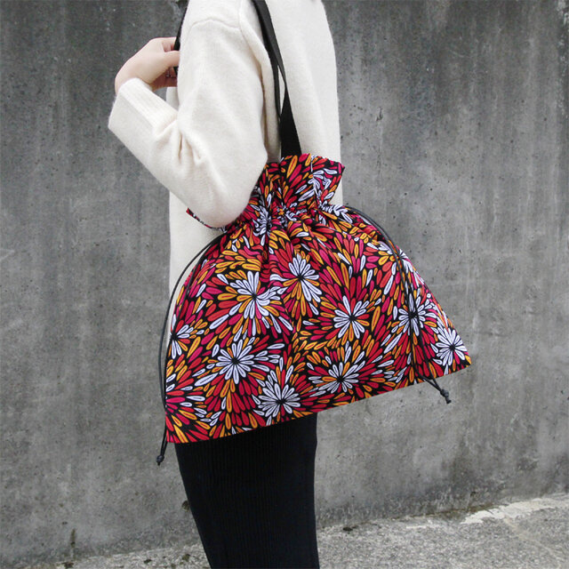 アフリカ布の巾着バッグ（アフリカンプリント）トート 大きめ